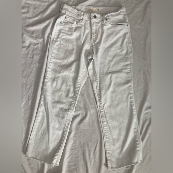 Levi’s 505 Straight Leg Cropped Mid Rise White Jeans Size 29 - Picture 2 of 8